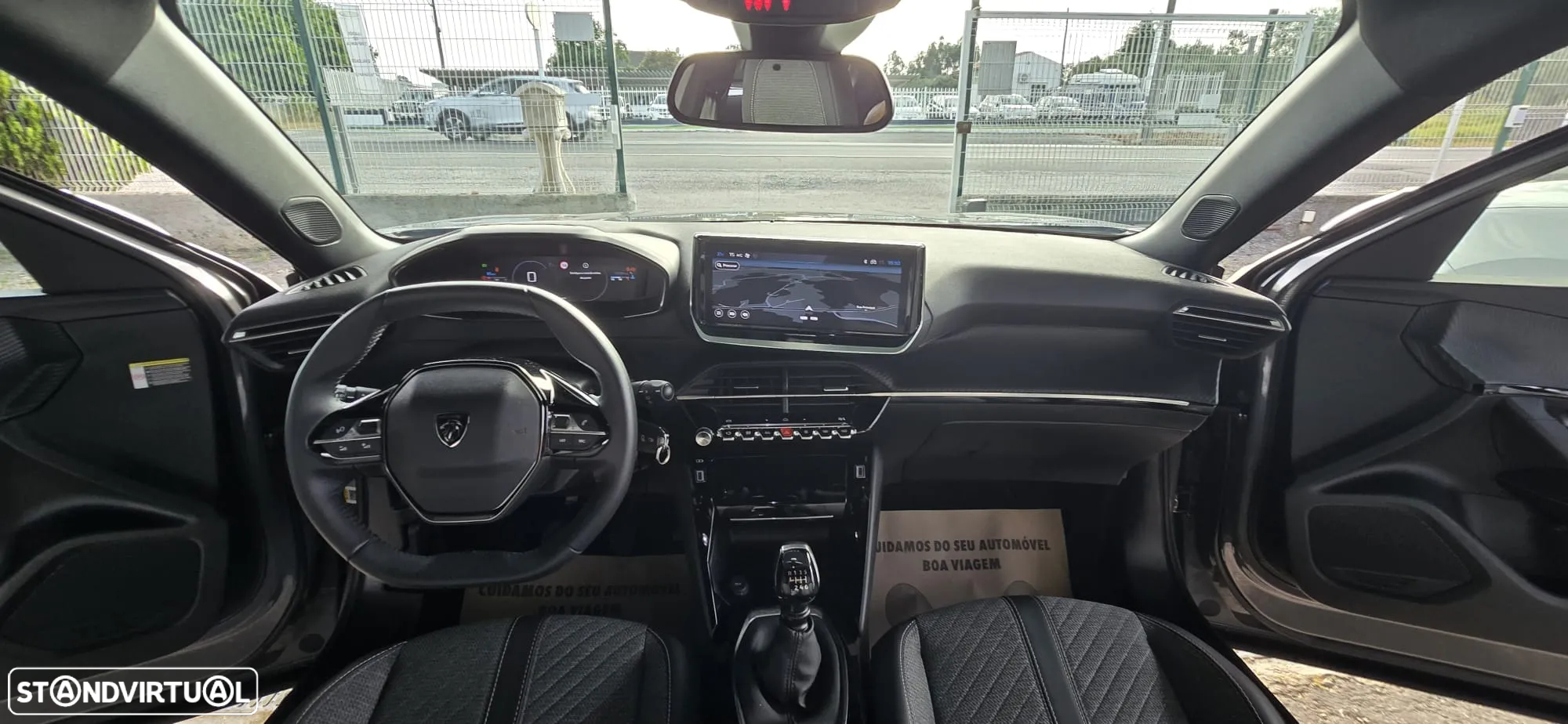 Peugeot 2008 PureTech 100 Allure - 25