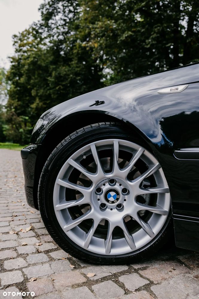 BMW Seria 3 330d Edition Sport - 4