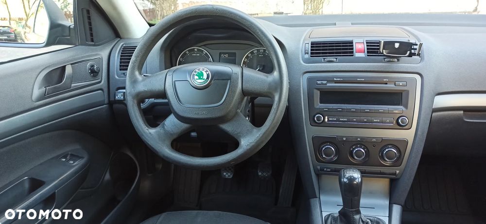 Skoda Octavia 1.6 Tour - 7