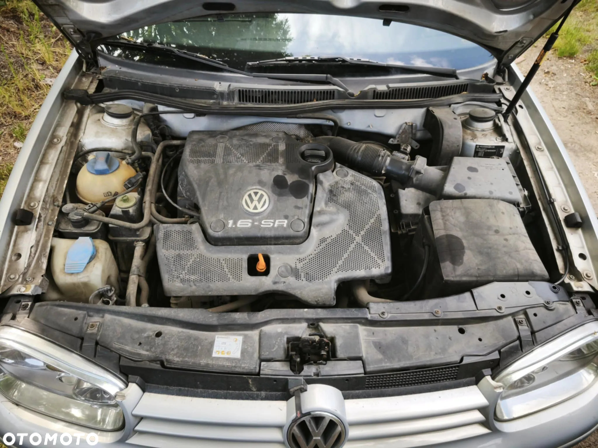 Volkswagen Golf 1.6 - 11