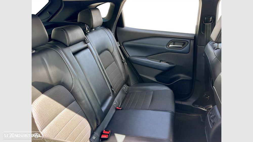 Nissan Qashqai 1.3 DIG-T N-Connecta - 18