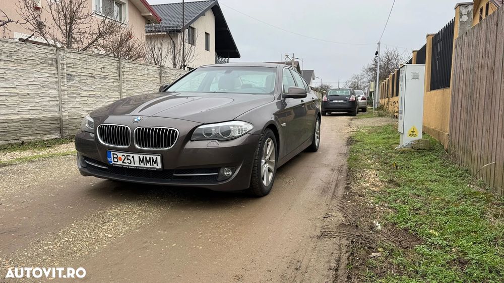 BMW Seria 5 520d Blue Performance - 8