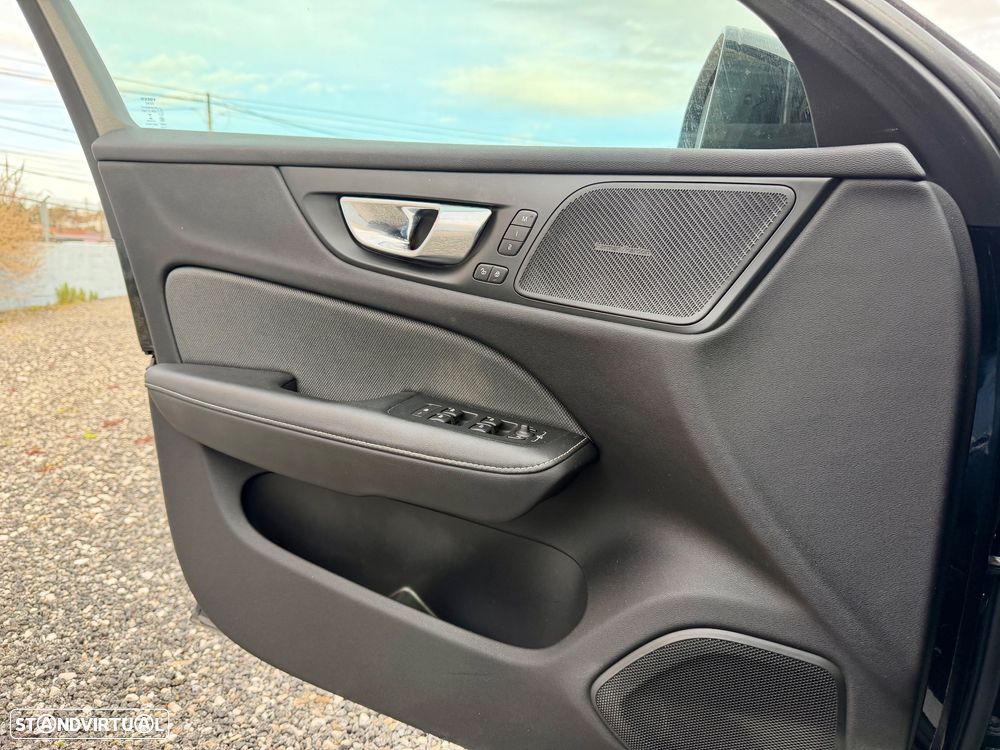 Volvo V60 2.0 T6 AWD TE R-Design Expression - 14