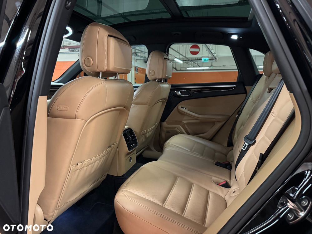 Porsche Macan GTS PDK - 20