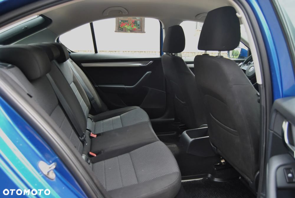 Skoda Octavia 1.4 TSI Ambition - 8