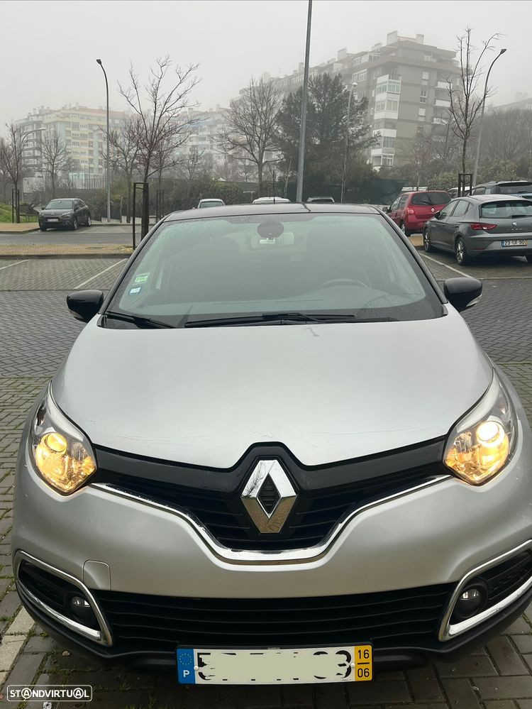 Renault Captur 0.9 TCE Exclusive - 1