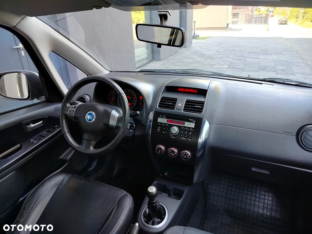 Fiat Sedici 1.6 16V 4x4 Luxury - 17