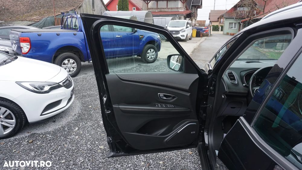 Renault Grand Scenic ENERGY TCe 130 BOSE EDITION - 6