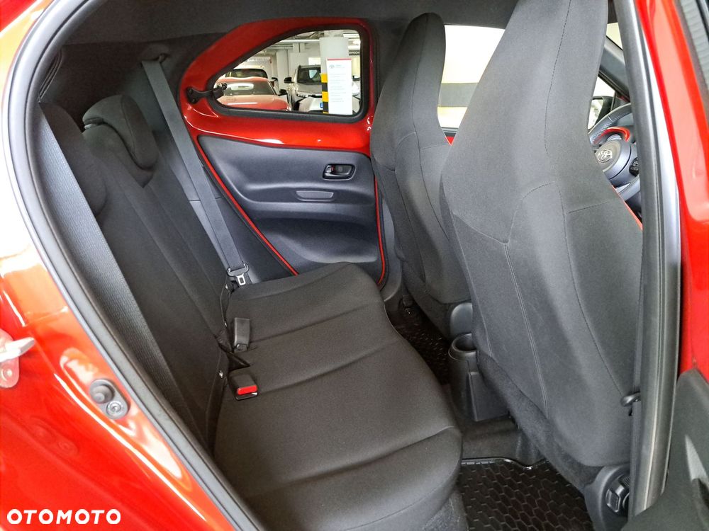 Toyota Aygo X 1.0 VVT-i Style CVT - 14