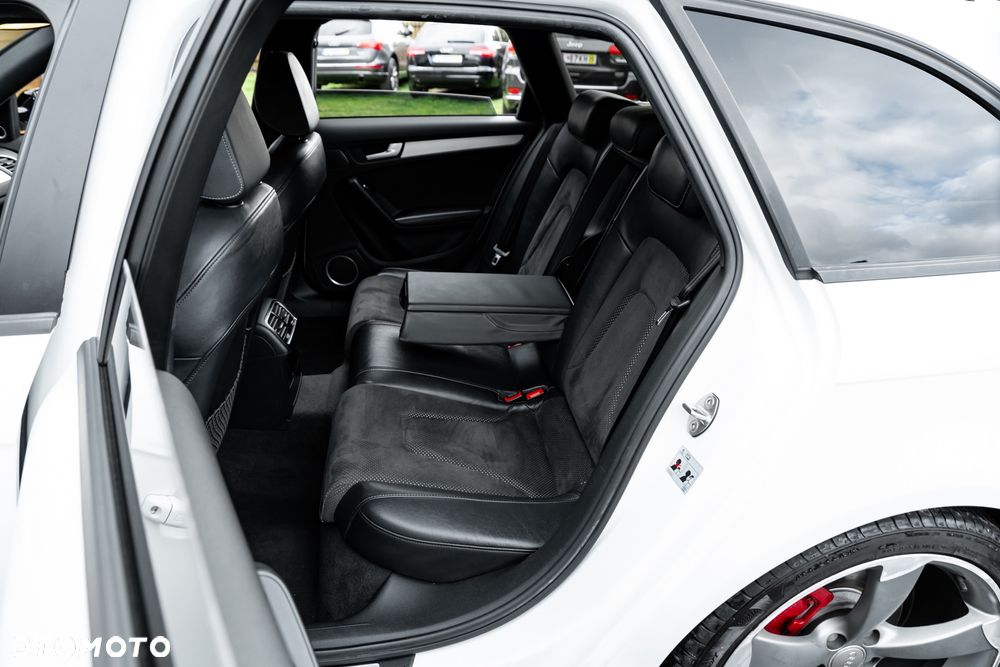Audi A4 Avant 2.0 TFSI Quattro S tronic - 6