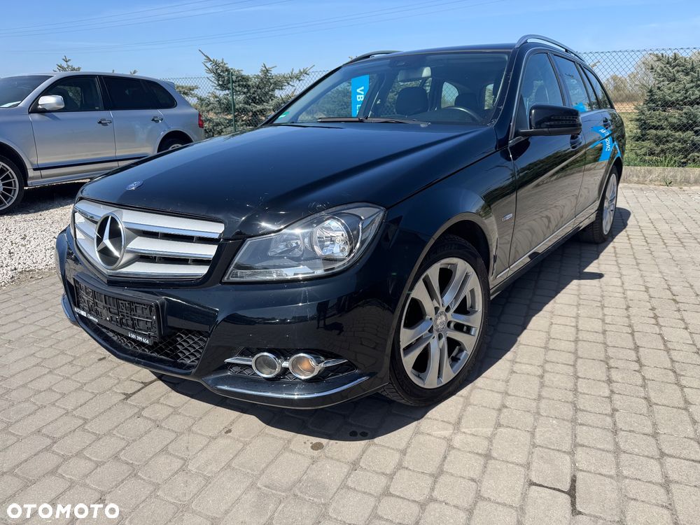 Mercedes-Benz Klasa C 220 CDI Avantgarde DPF Sport Edition + - 1
