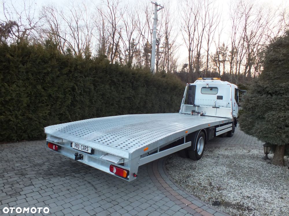 Renault - 18