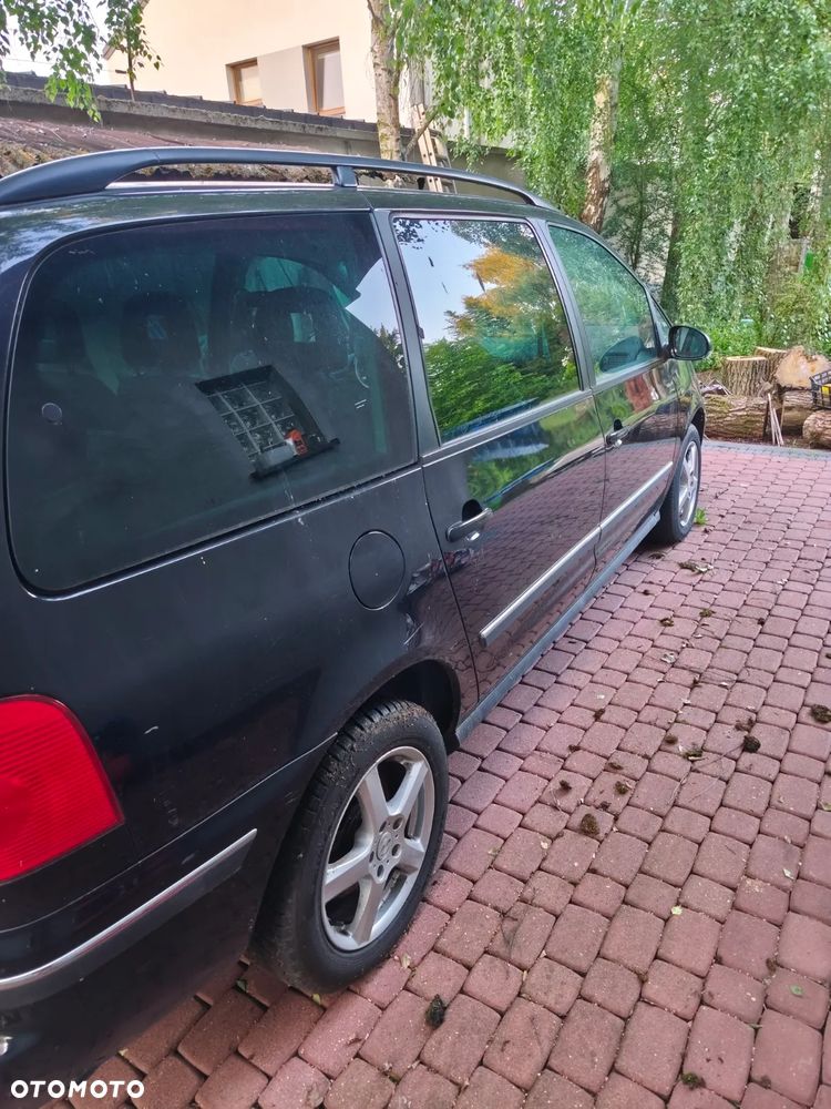 Volkswagen Sharan 2.8 V6 4Motion Comfortline - 5