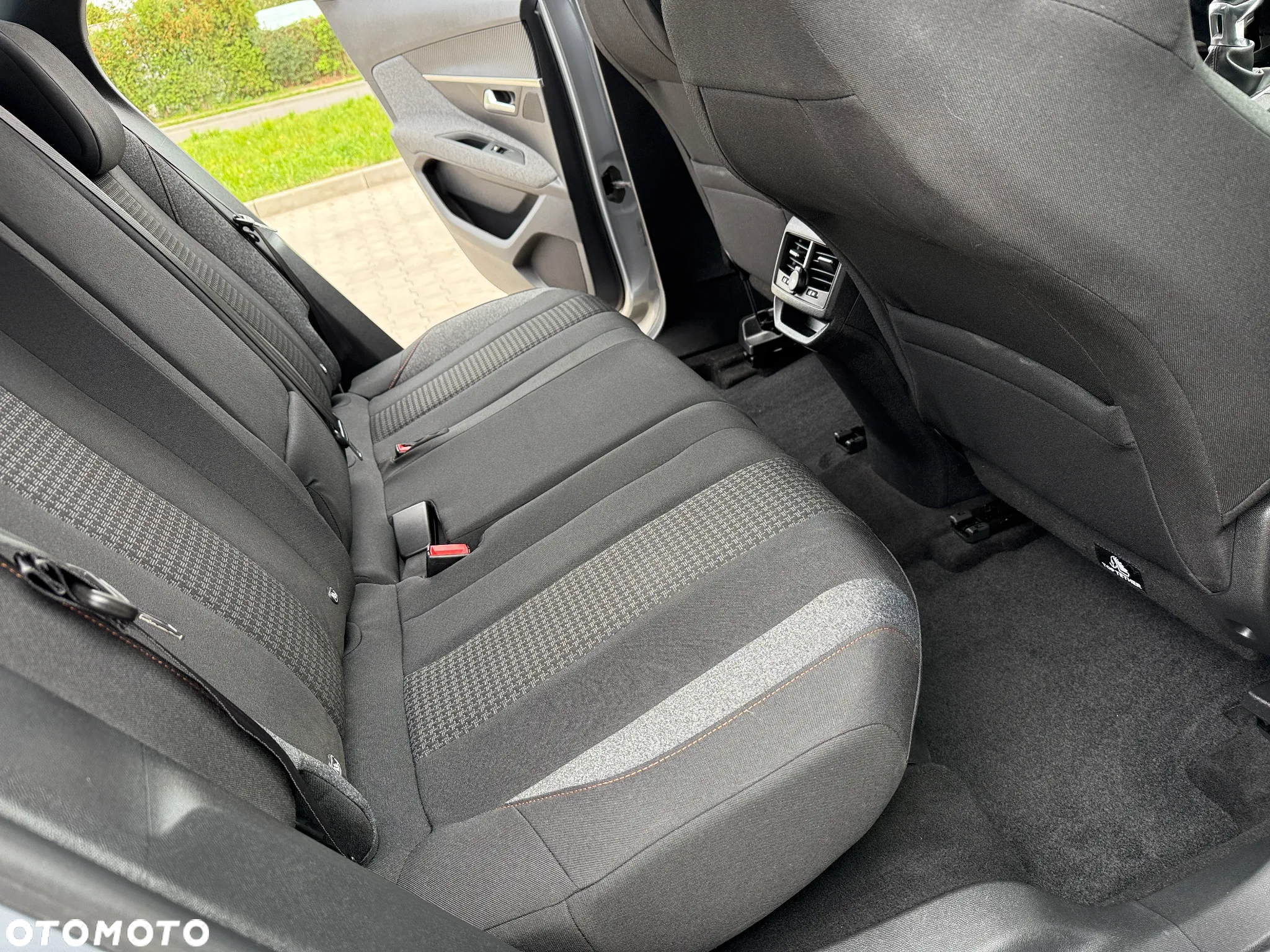 Peugeot 3008 BlueHDi 130 Stop & Start Allure - 19