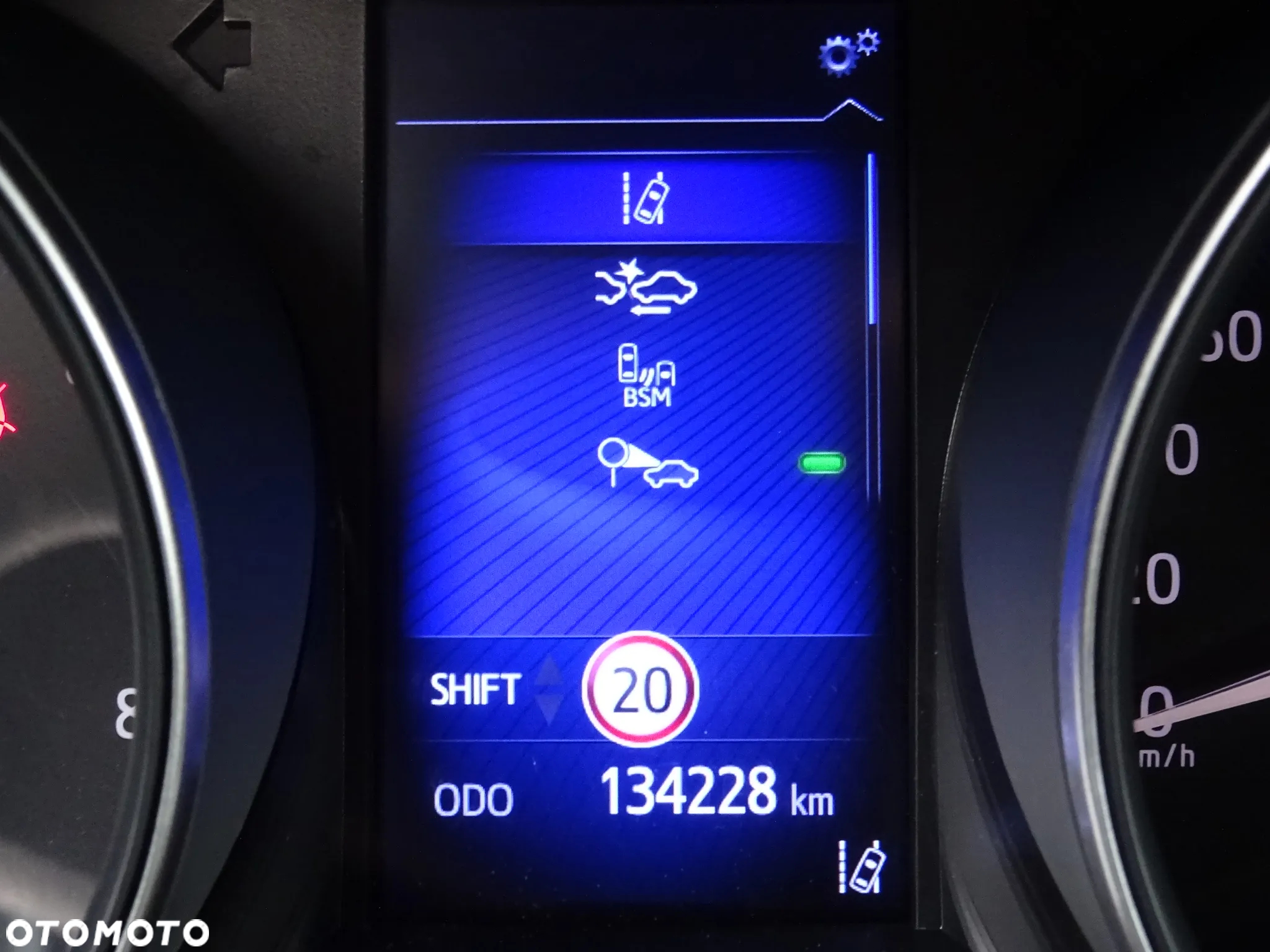 Toyota C-HR 1.2 T Premium - 22