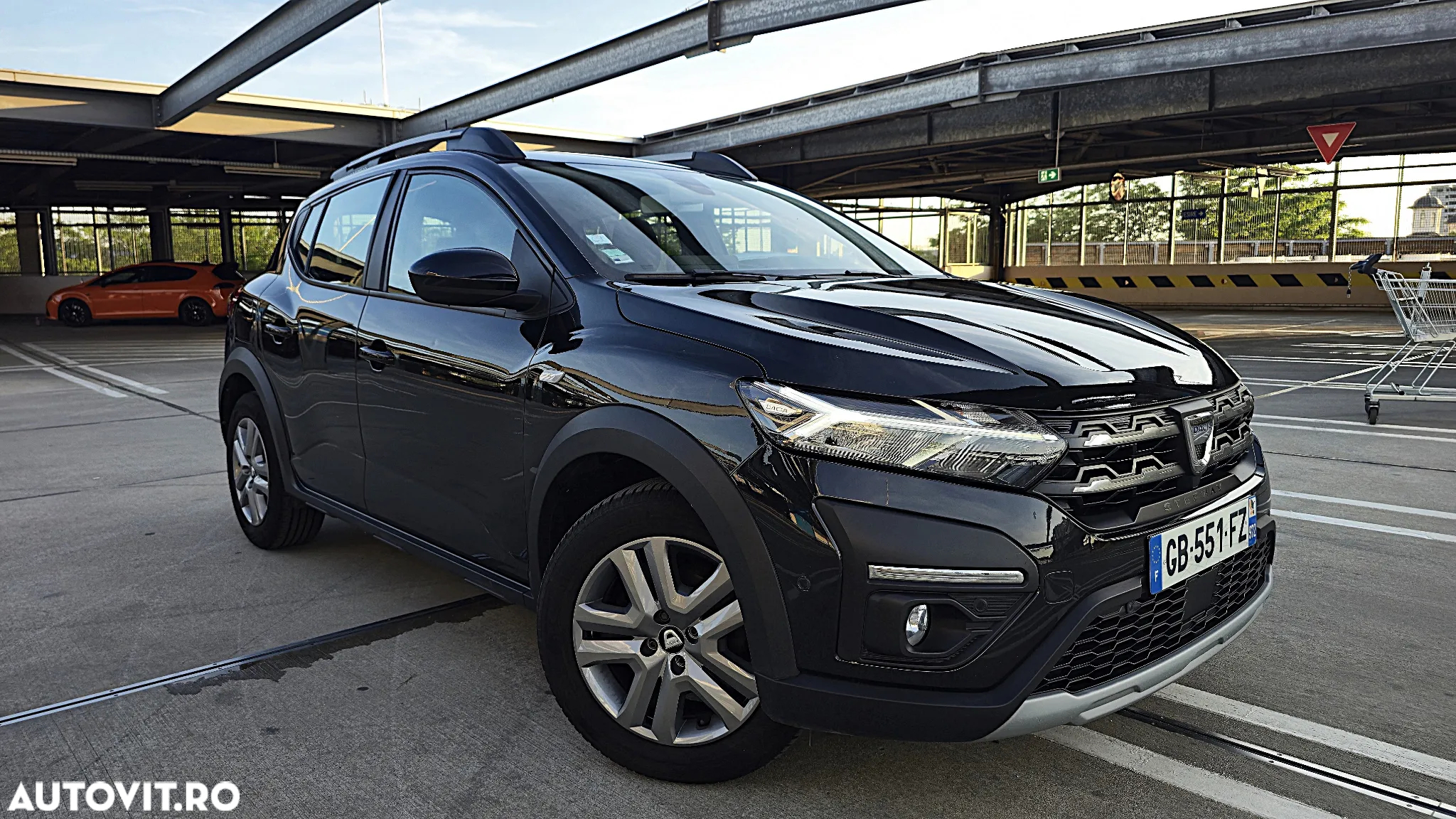 Dacia Sandero Stepway ECO-G 100 MT6 Comfort - 3