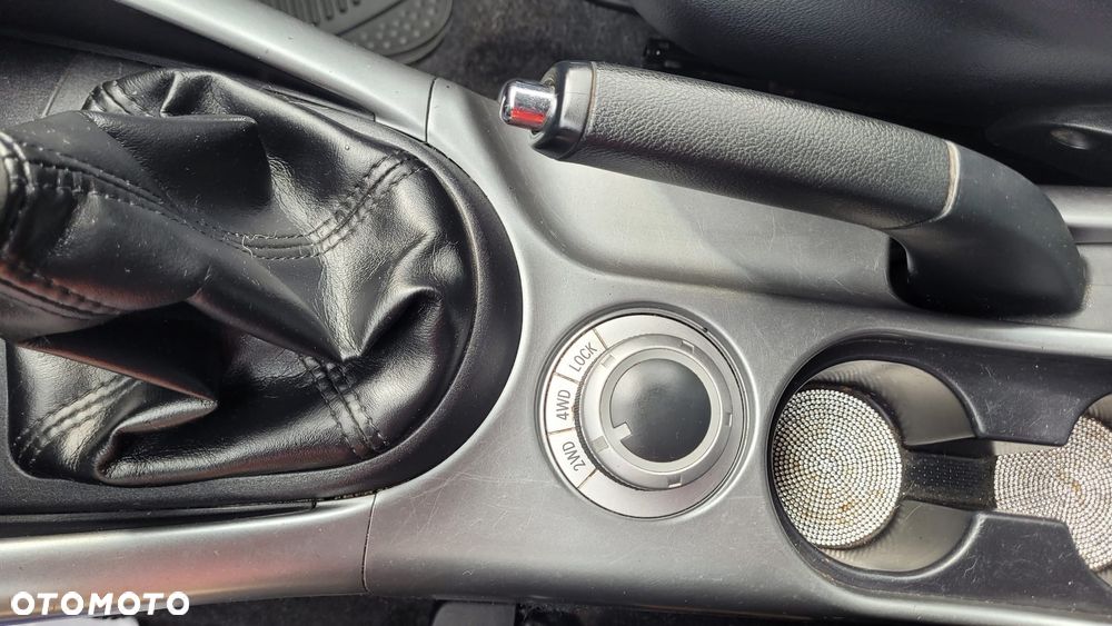 Mitsubishi Outlander 2.2 DI-D 4WD Invite - 27