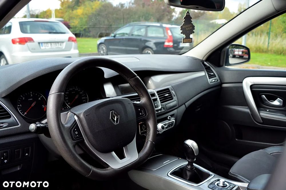Renault Laguna dCi 150 FAP Start-Stop Limited - 7