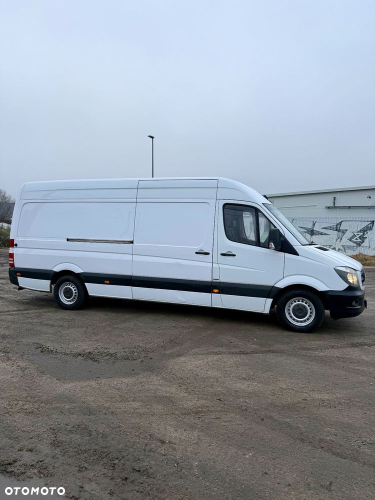 Mercedes-Benz Sprinter - 4
