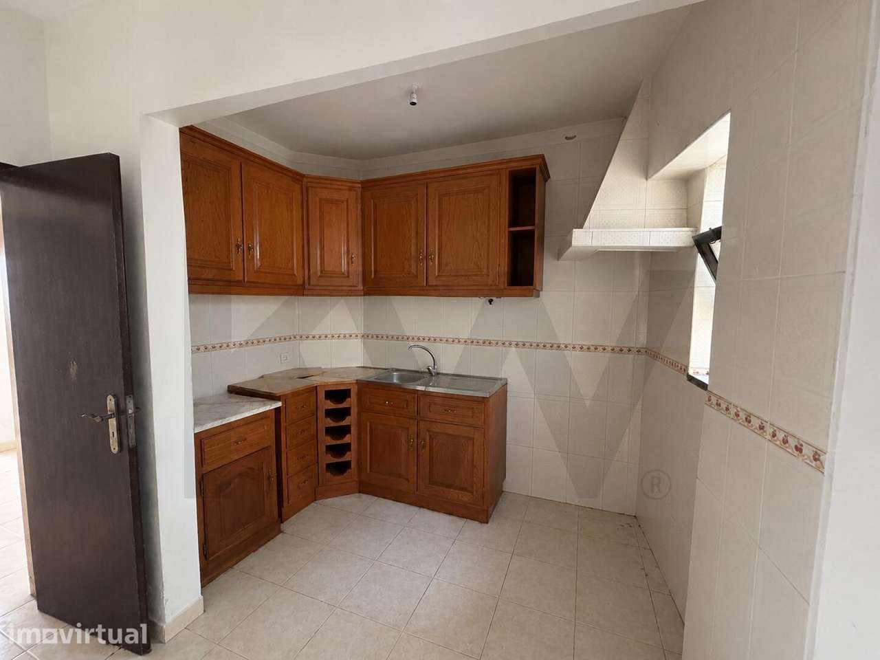 Moradia T2 no centro da Vila de Alcoentre - Grande imagem: 5/12