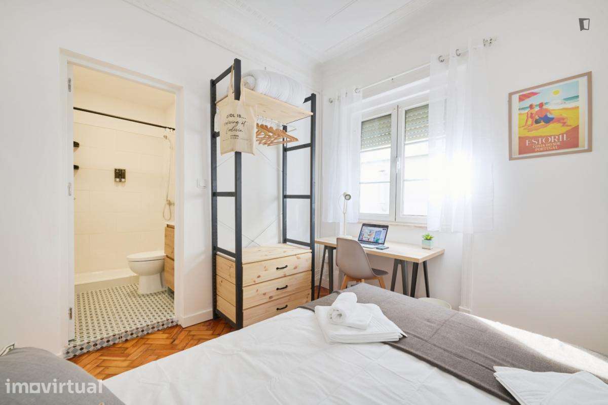 Quarto - localizado em Rato Lisbon - Grande imagem: 5/43