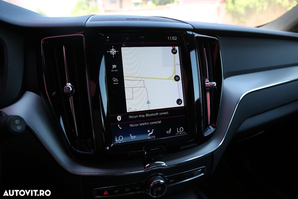 Volvo XC 60 D4 AWD R-Design - 12