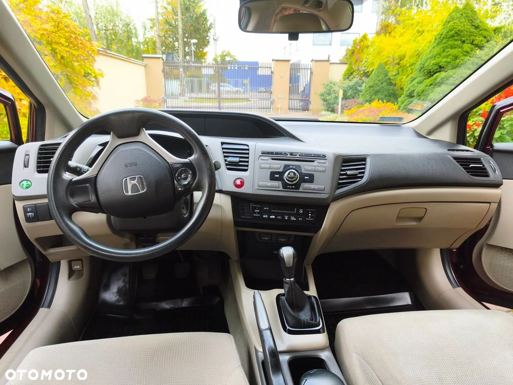 Honda Civic 2012 photo 3