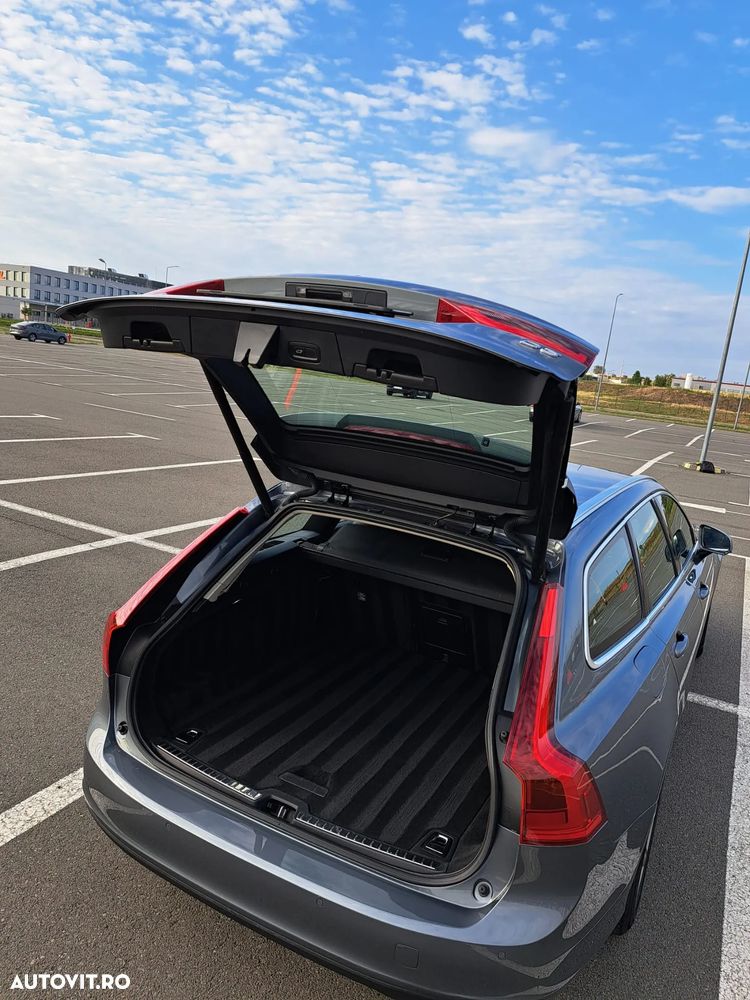 Volvo V90 D3 Momentum - 17