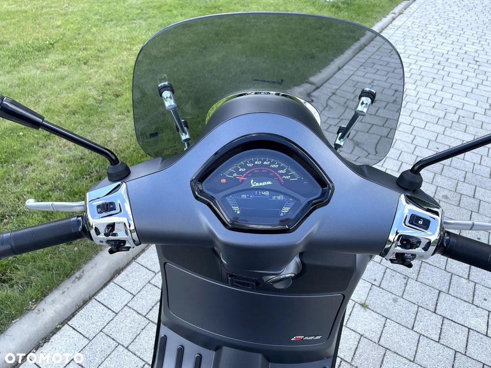Vespa GTS - 12