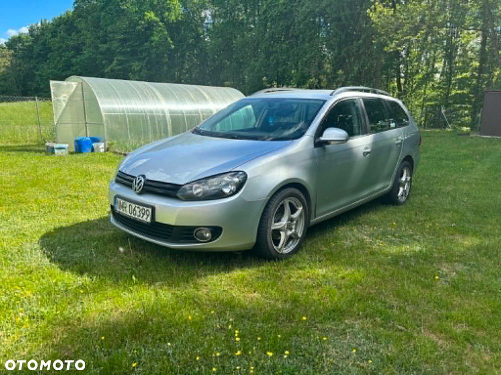 Volkswagen Golf - 1