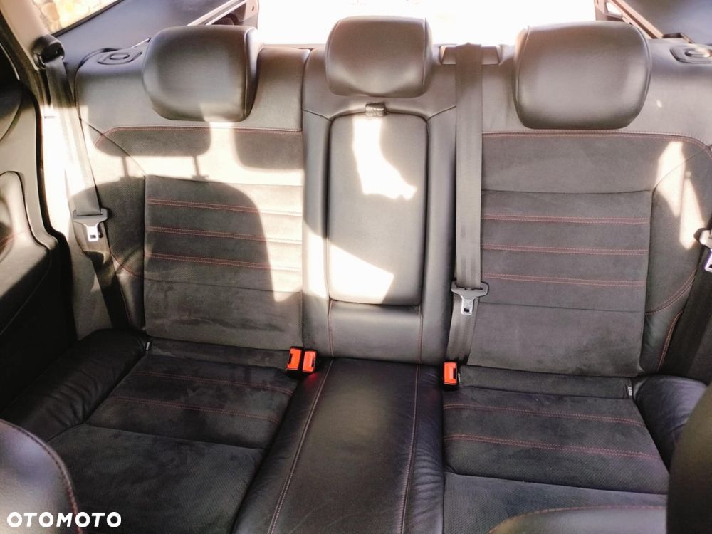 Ford Mondeo 2.0 EcoBoost Titanium S - 13