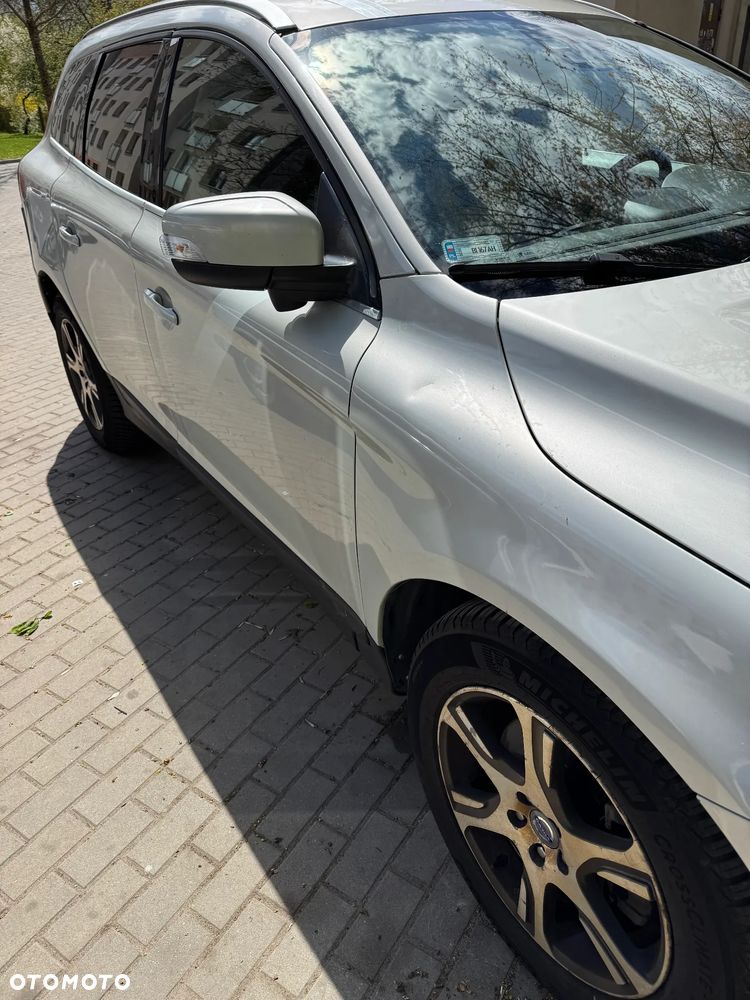 Volvo XC 60 D5 AWD - 2