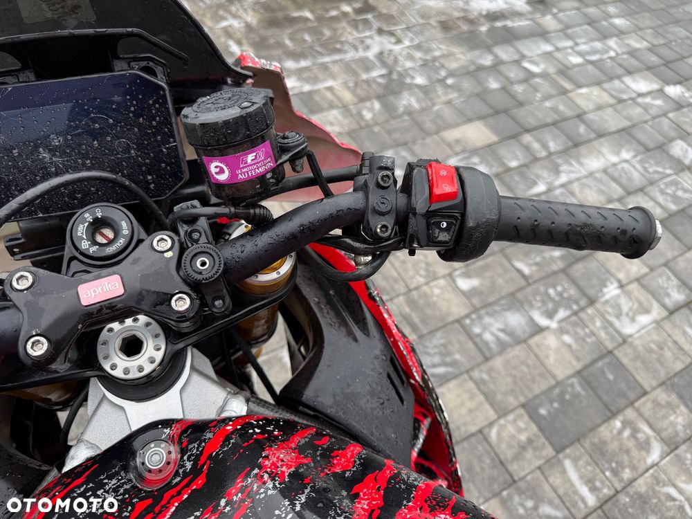 Aprilia Tuono - 25