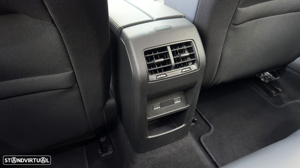 Peugeot 308 SW 1.2 PureTech Allure Pack EAT8 - 29