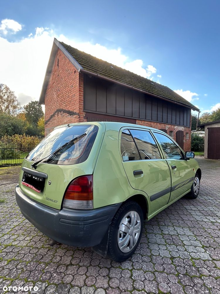 Toyota Starlet 1.4 XLi - 3