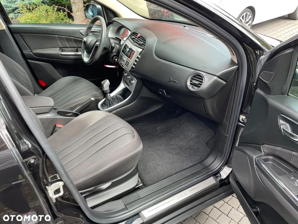 Lancia Delta 1.4 T-Jet 16v Argento - 16