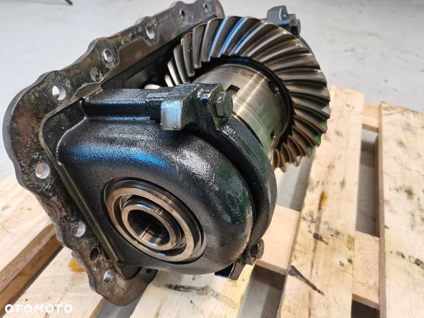 Środek mostu Massey Ferguson 8690 3766063M1 - 14