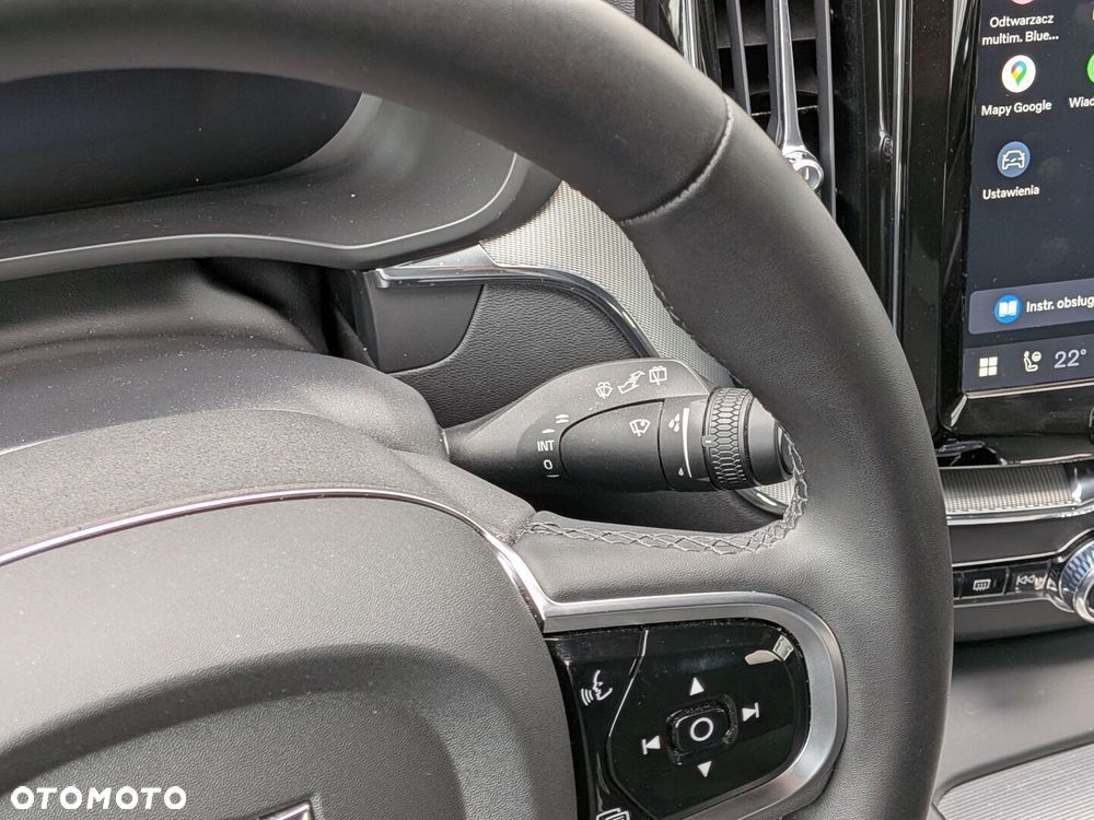 Volvo XC 60 B4 D AWD Ultimate Dark - 40