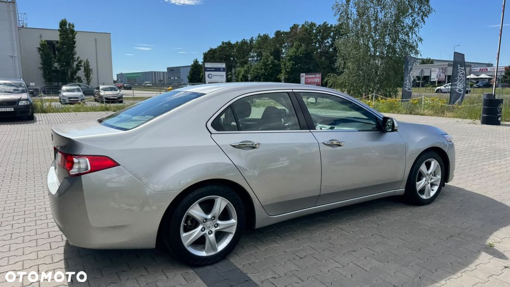 Honda Accord 2.0 Executive - 4