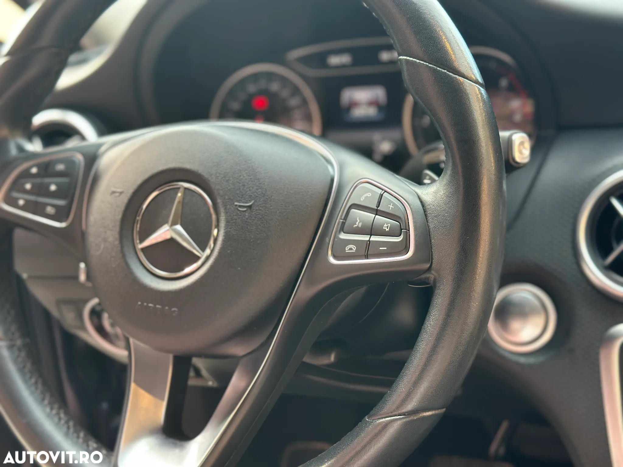 Mercedes-Benz A 200 d 4MATIC Aut. - 18