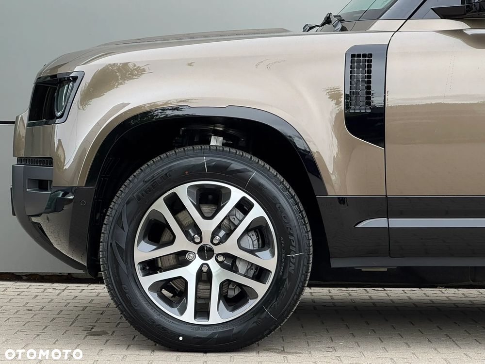 Land Rover Defender 3.0 D350 mHEV X-Dynamic SE - 7