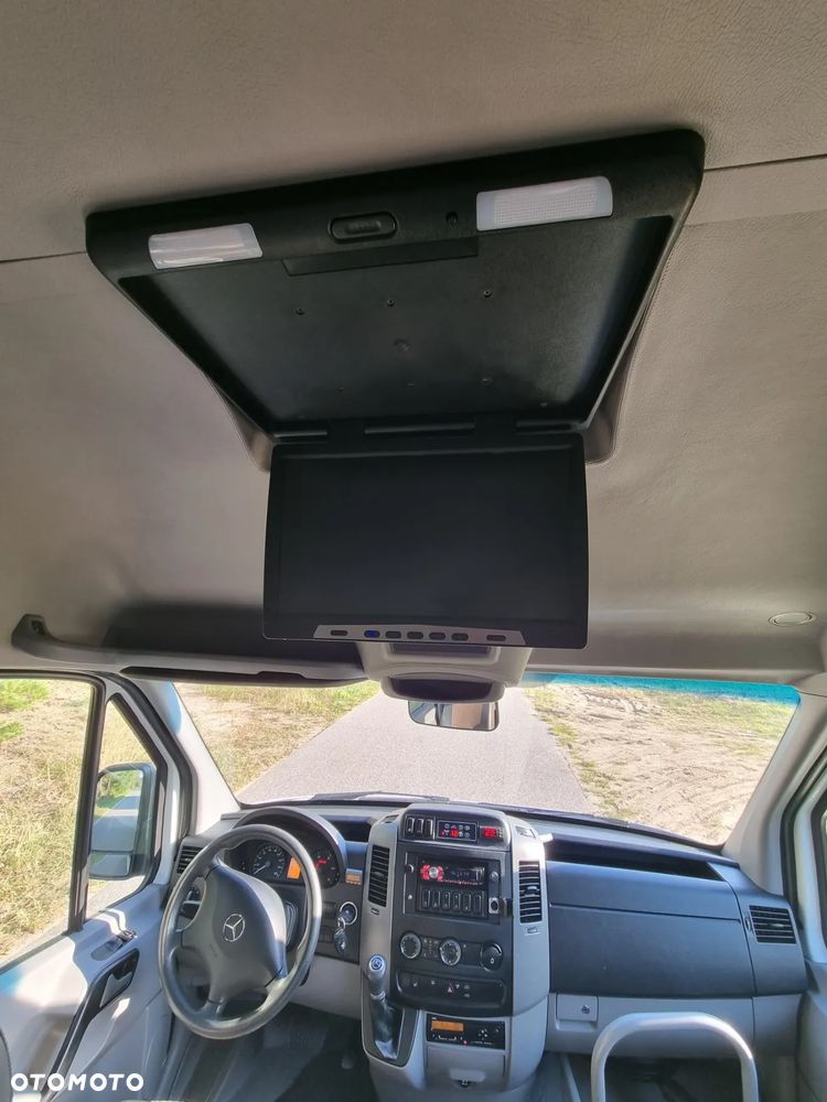 Mercedes-Benz Sprinter - 18