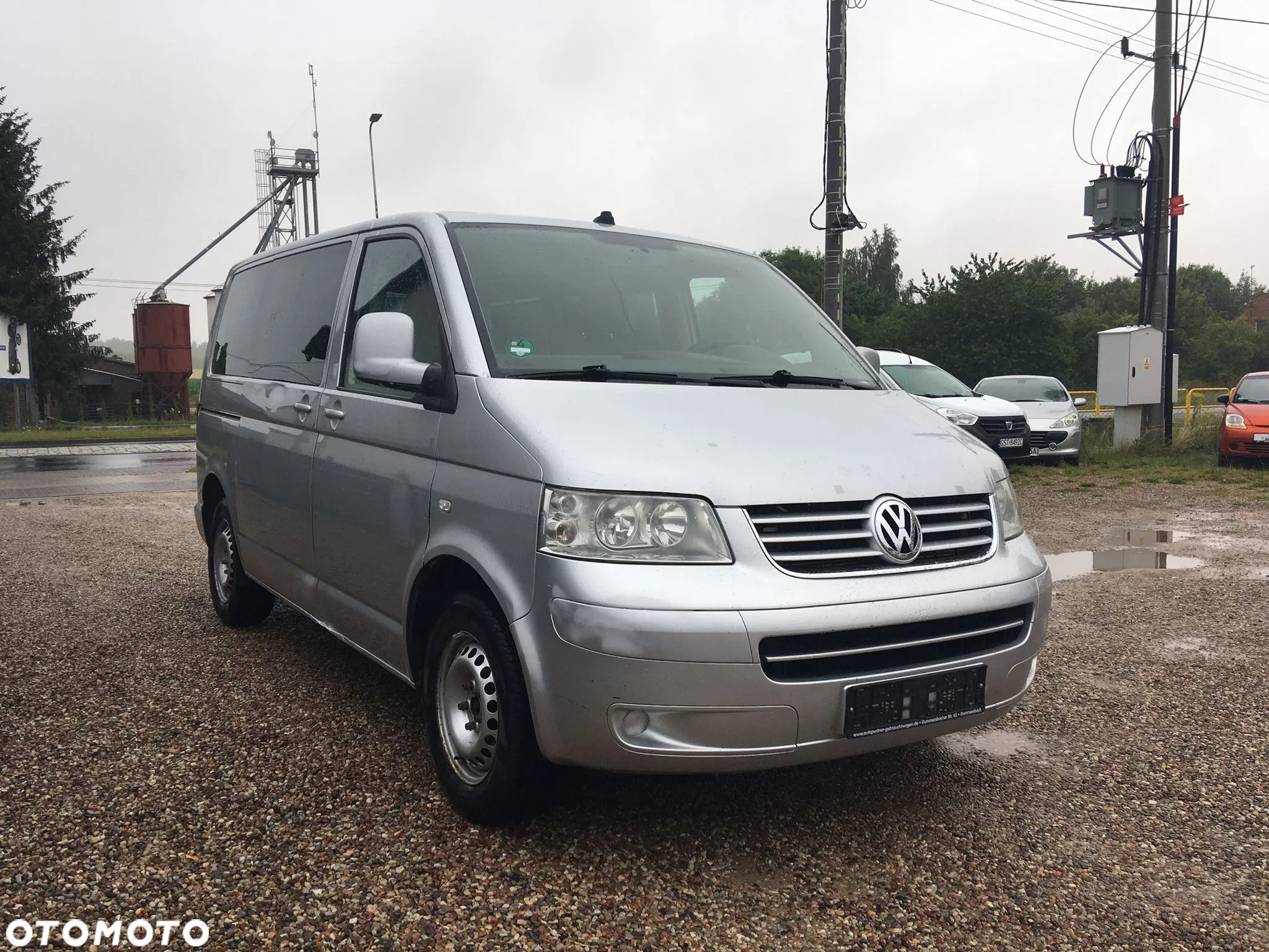 Volkswagen Multivan - 2