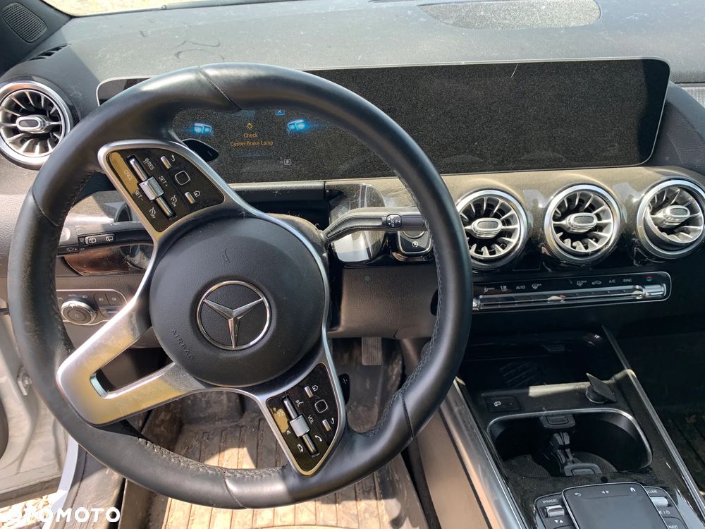 Mercedes-Benz GLA 250 4-Matic - 14