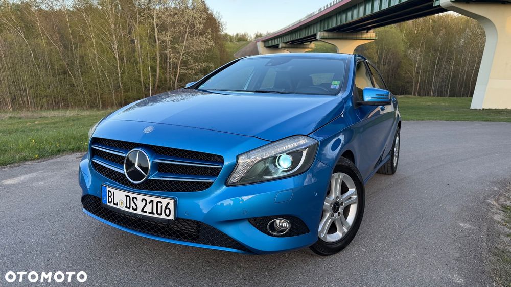 Mercedes-Benz Klasa A 180 (BlueEFFICIENCY) - 1
