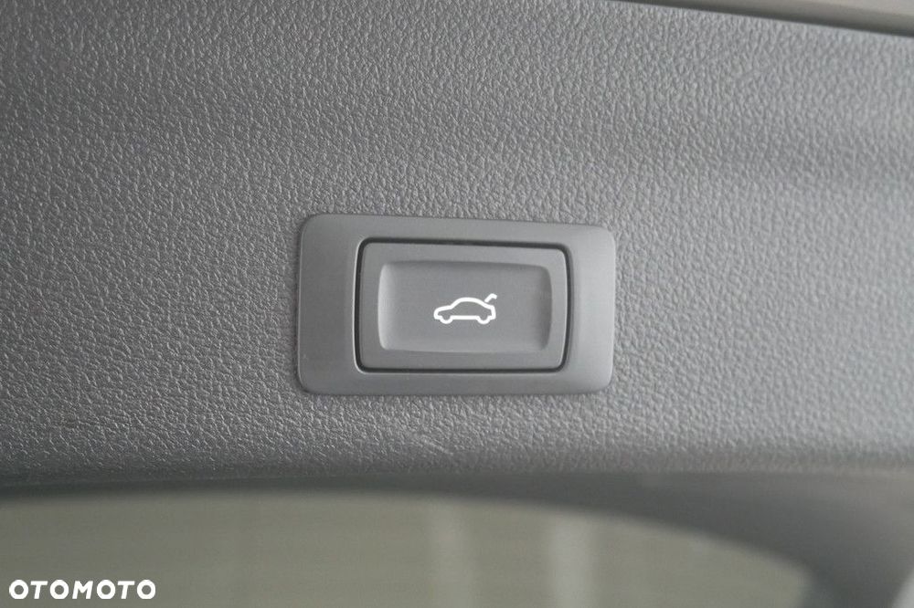Audi A6 Avant - 17