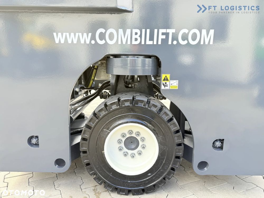 Combilift WÓZEK CZTEROKIERUNKOWY - WIELOKIERUNKOWY / JEDYNIE 491 MTH / C2500 / GAS / DUPLEX 4600MM / KRÓTKI - JEDYNIE 1900MM / SZEROKI 2700 POZYCJONER WIDEŁ / OGRZEWANIE / PEŁNA OGRZEWANA KABINA / STAN IDEALNY / Szeroka oferta wózków czterokierunkowych i bocznych, dopasowanych do różnorodnych potrzeb i zastosowań - 25