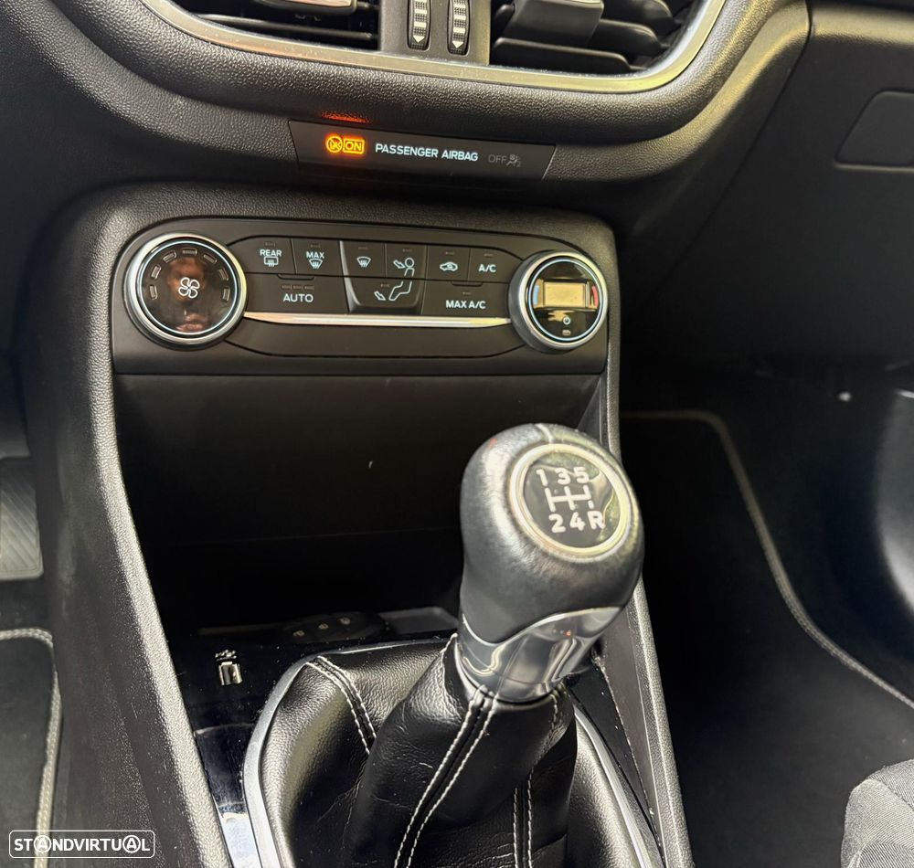 Ford Fiesta 1.1 Ti-VCT Titanium - 24