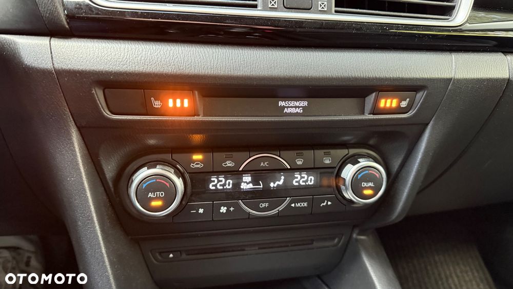Mazda 3 - 24