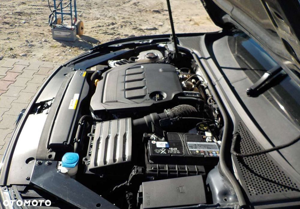 Volkswagen Passat - 6